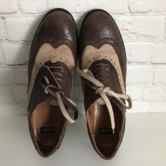 Bata Two Tone Perforated Wingtip Leather Oxfords EU 40 Brown Tan Lug Sole - Picture 4 of 10